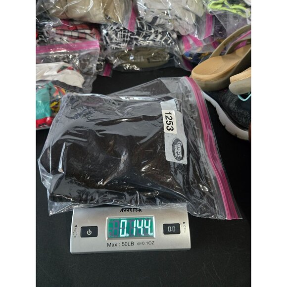 Talbots Simply Flattering Collection Black Jegging Pull On Jeans Size 12P Petite - Picture 10 of 10